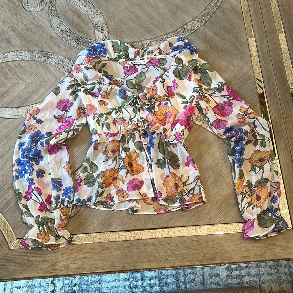 SO Floral Top XS